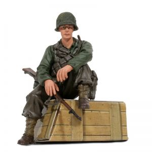 1/16 figurka sedícího vojáka U.S. 1st Infantérie z 2 sv. války, ručně malovaný TORRO