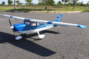 Cessna Skylane T 182 1,75m Modro/Bílá Seagull
