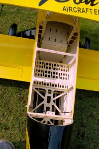 87" Pitts Challenger Žlutý Bulldog (2,2m) Pilot RC