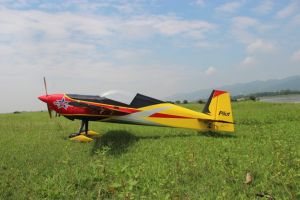 74" Slick 1880mm Žluto-Červeno-Černý Pilot RC